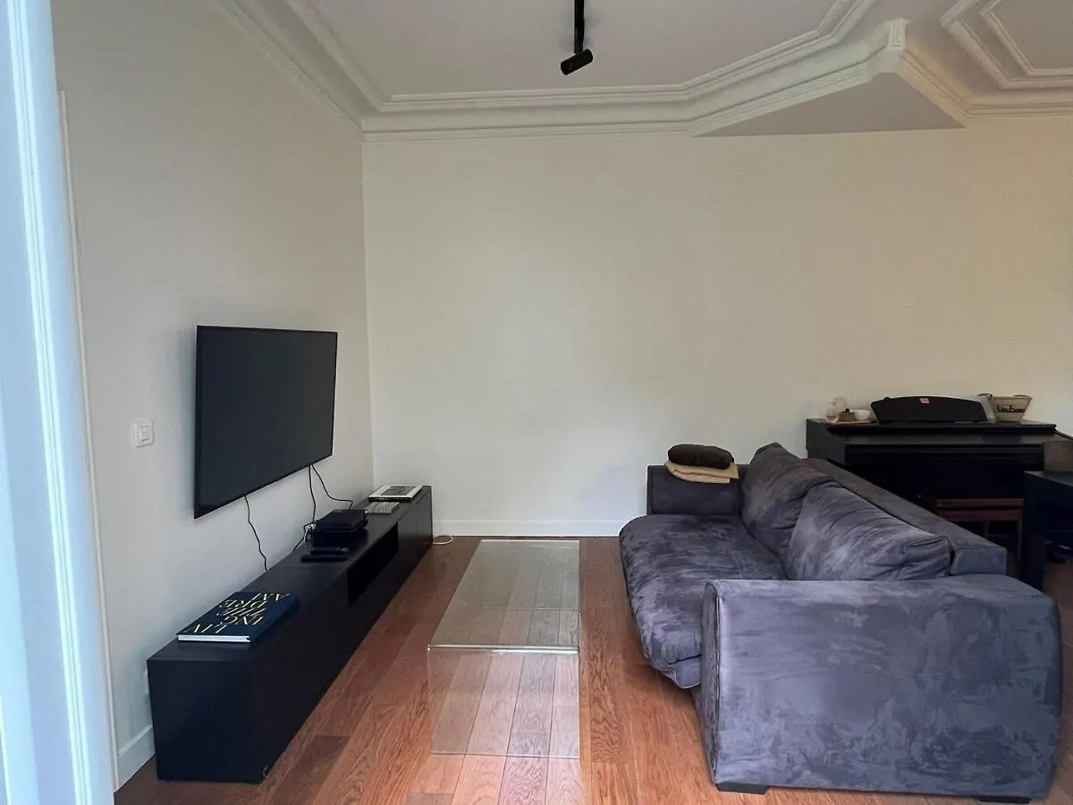Goodguest-Cozy And Quiet Batignolles Bail Mobilite Apartment Paris