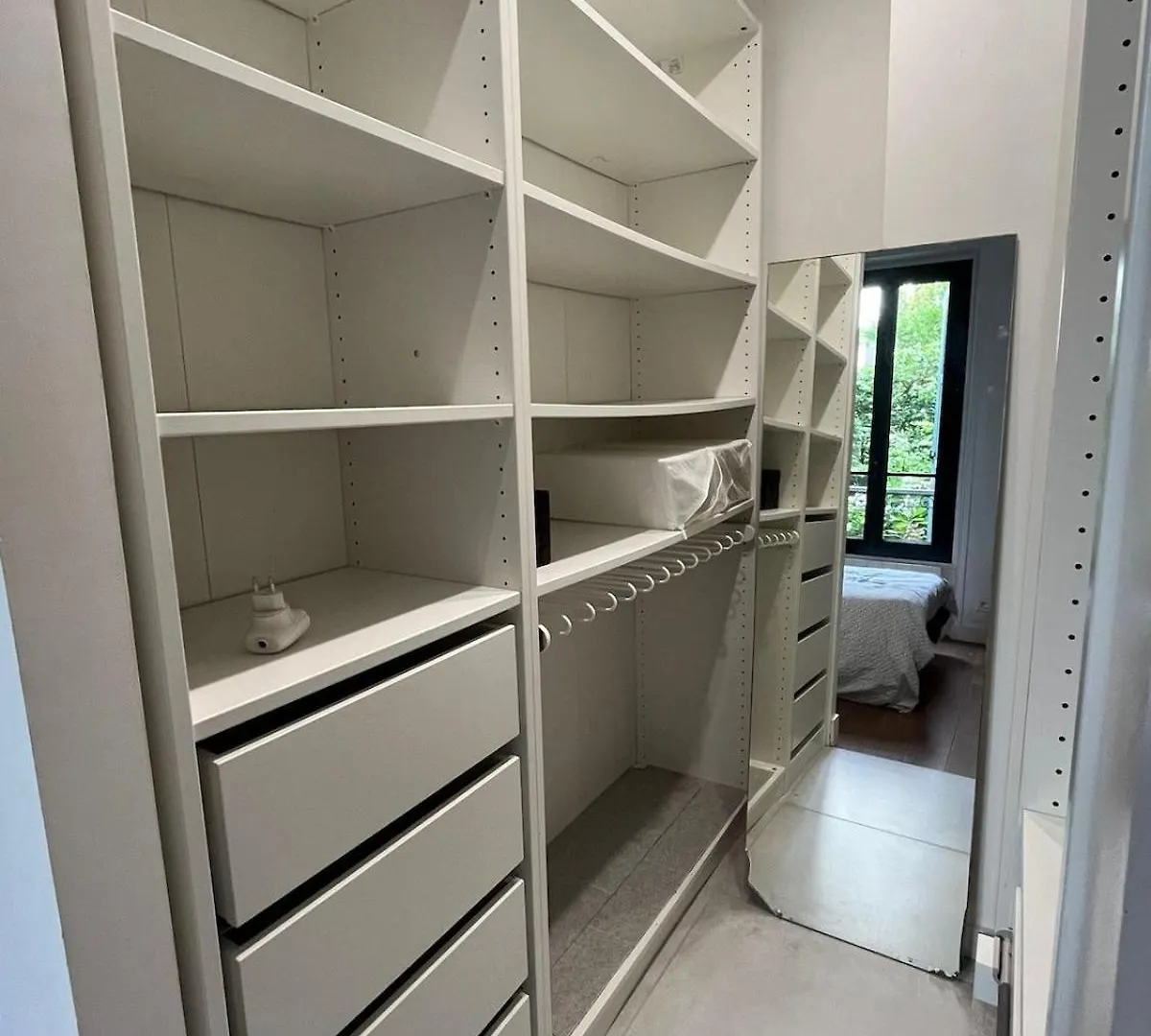 Goodguest-Cozy And Quiet Batignolles Bail Mobilite Apartment Paris