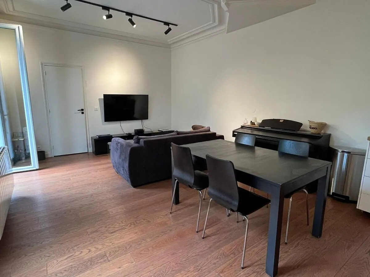 Goodguest-Cozy And Quiet Batignolles Bail Mobilite Apartment Paris